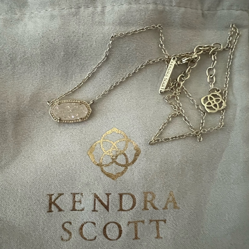 Elisa Gold Pendant Necklace in Iridescent Drusy